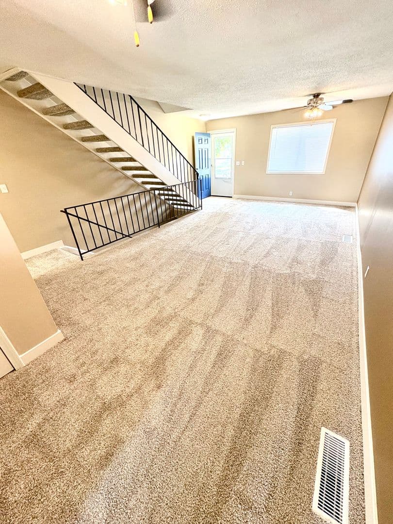Omaha Apartment: 3625 N 112th Ave