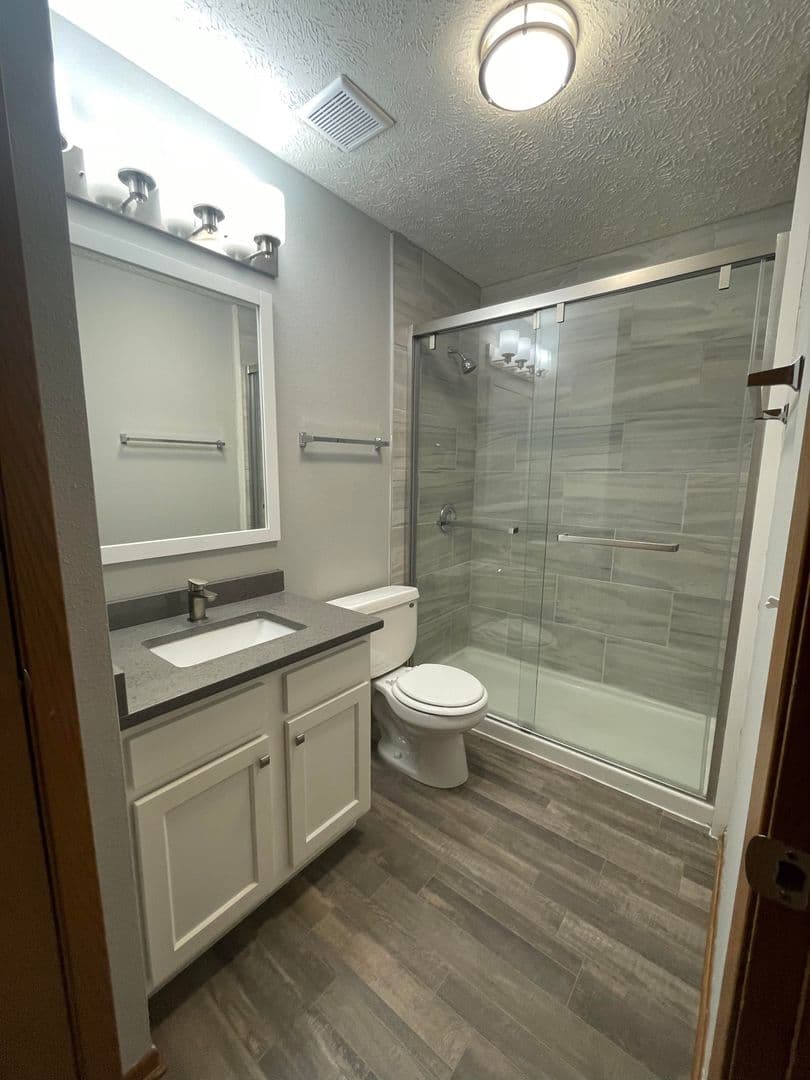 Omaha Apartment: 15551 Adams Street  #101