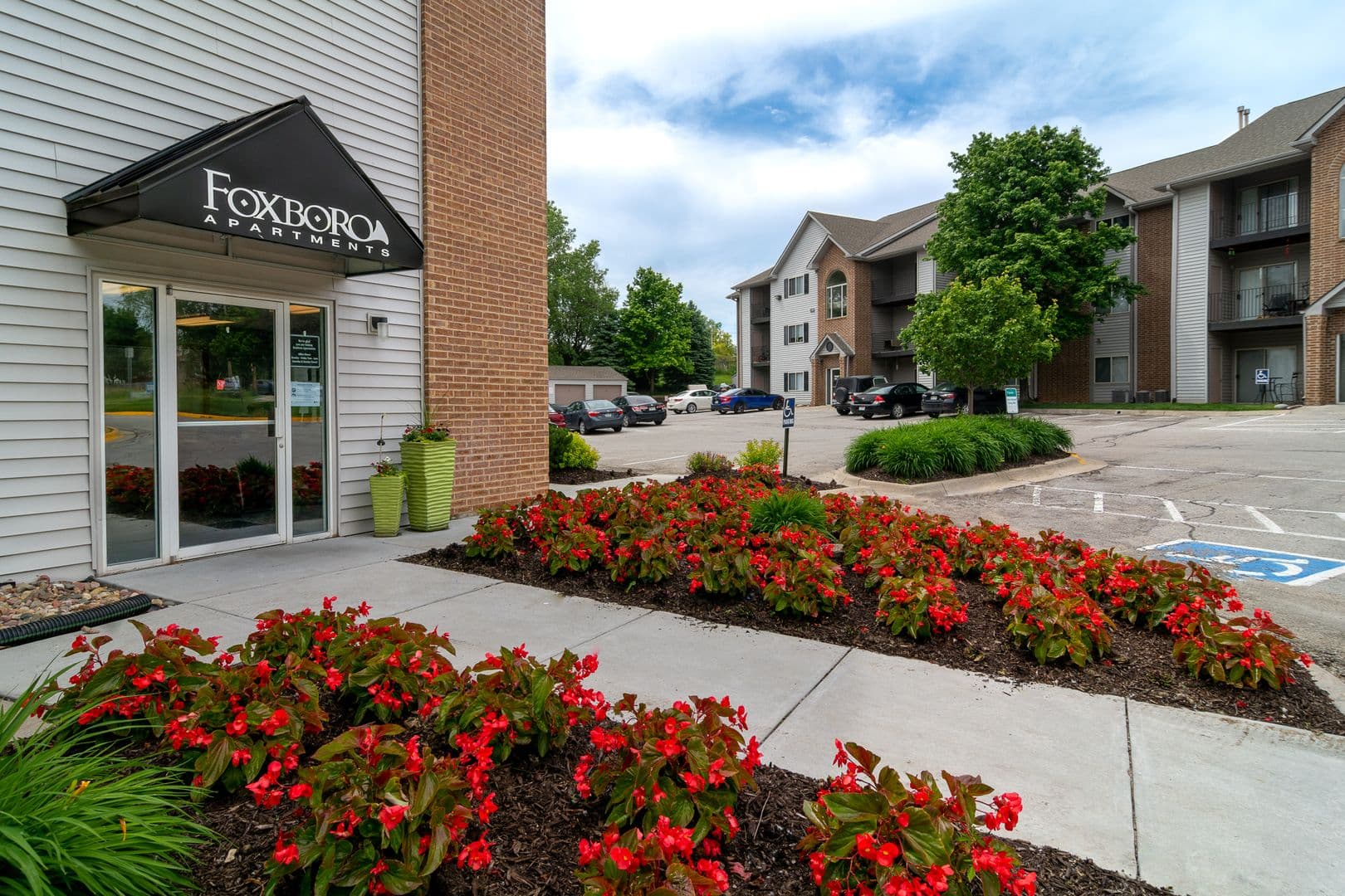 Omaha Apartment: 15551 Adams Street  #101