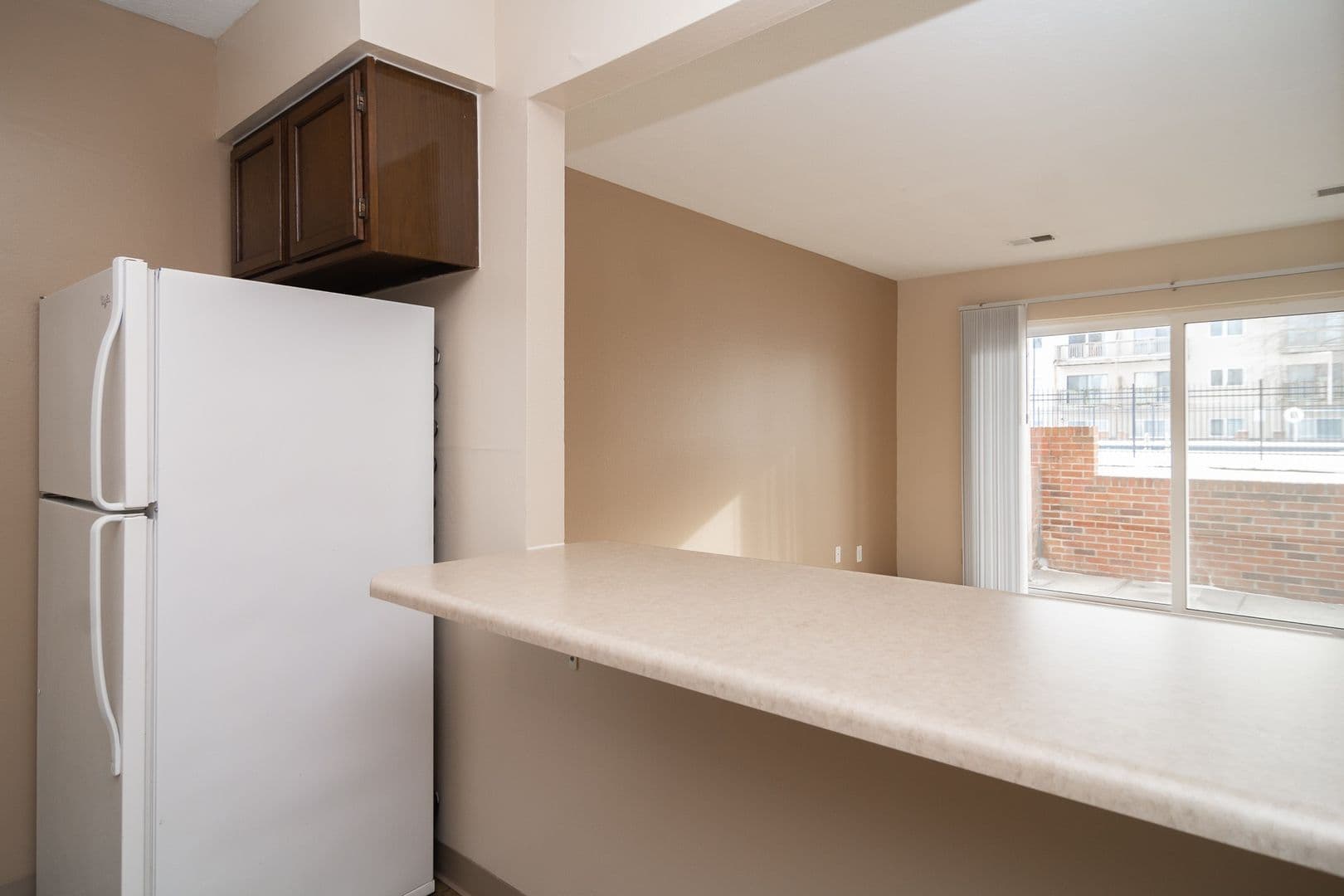 Omaha Apartment: 950 S 69th Street