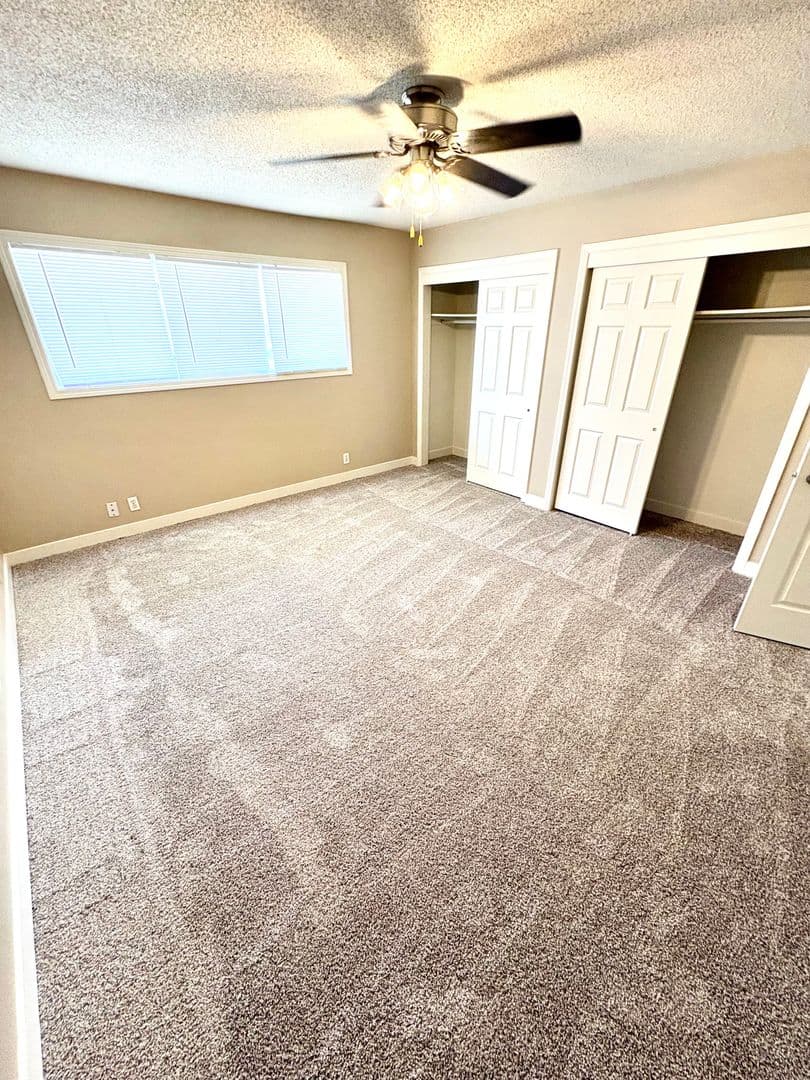 Omaha Apartment: 3625 N 112th Ave