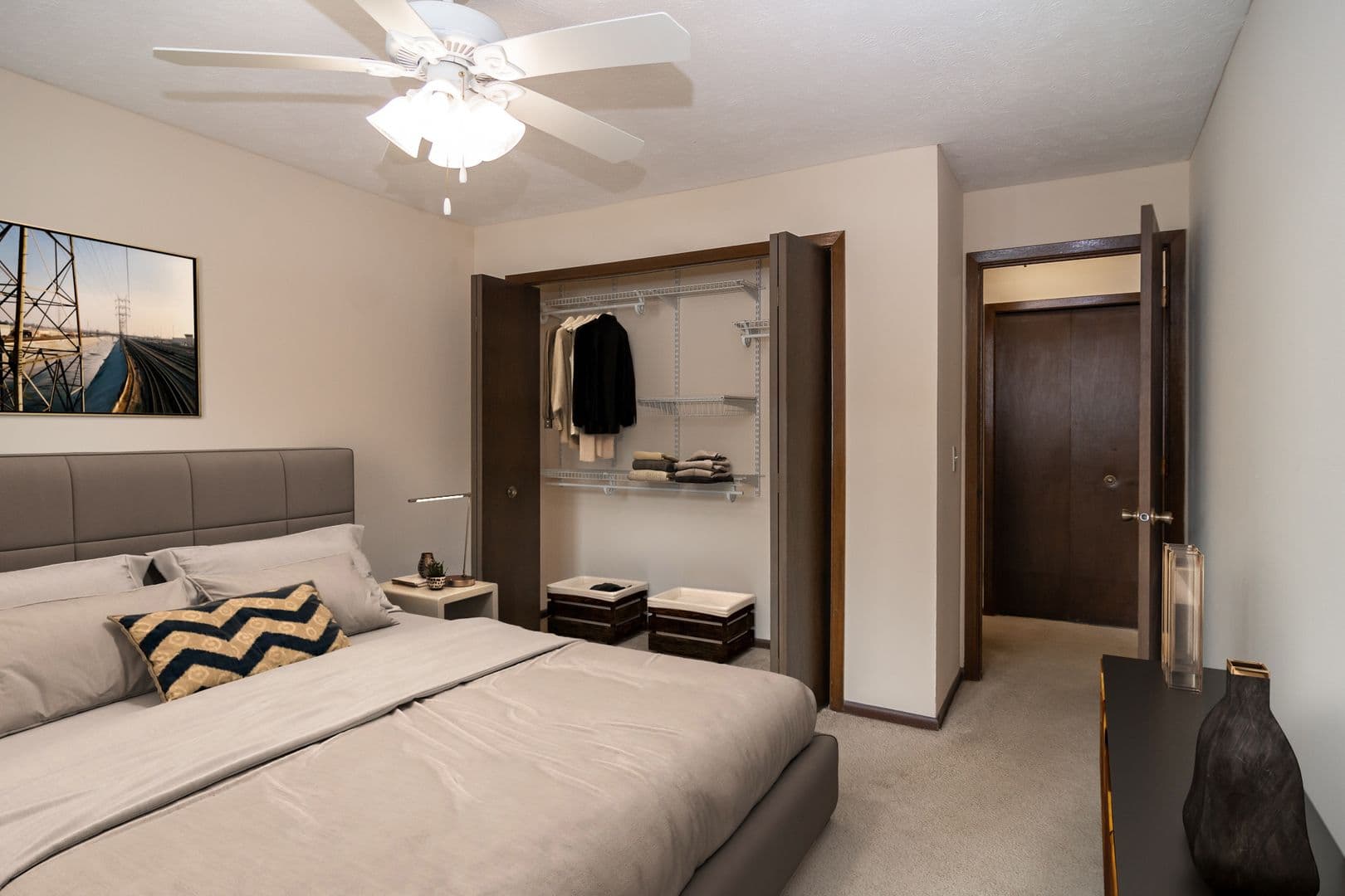 Omaha Apartment: 950 S 69th Street