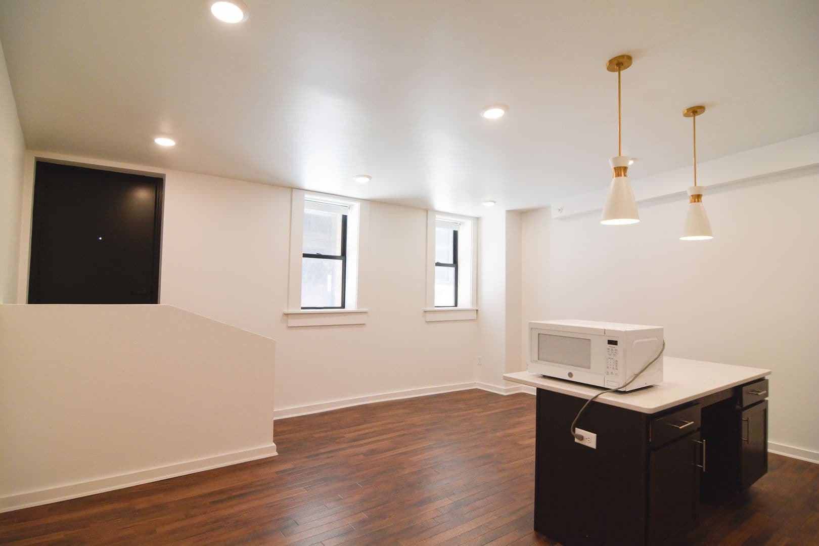 Council Bluffs Apartment: 530 W Broadway