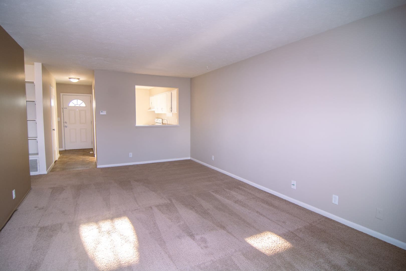 Omaha Townhome: 556 N 88th Plz