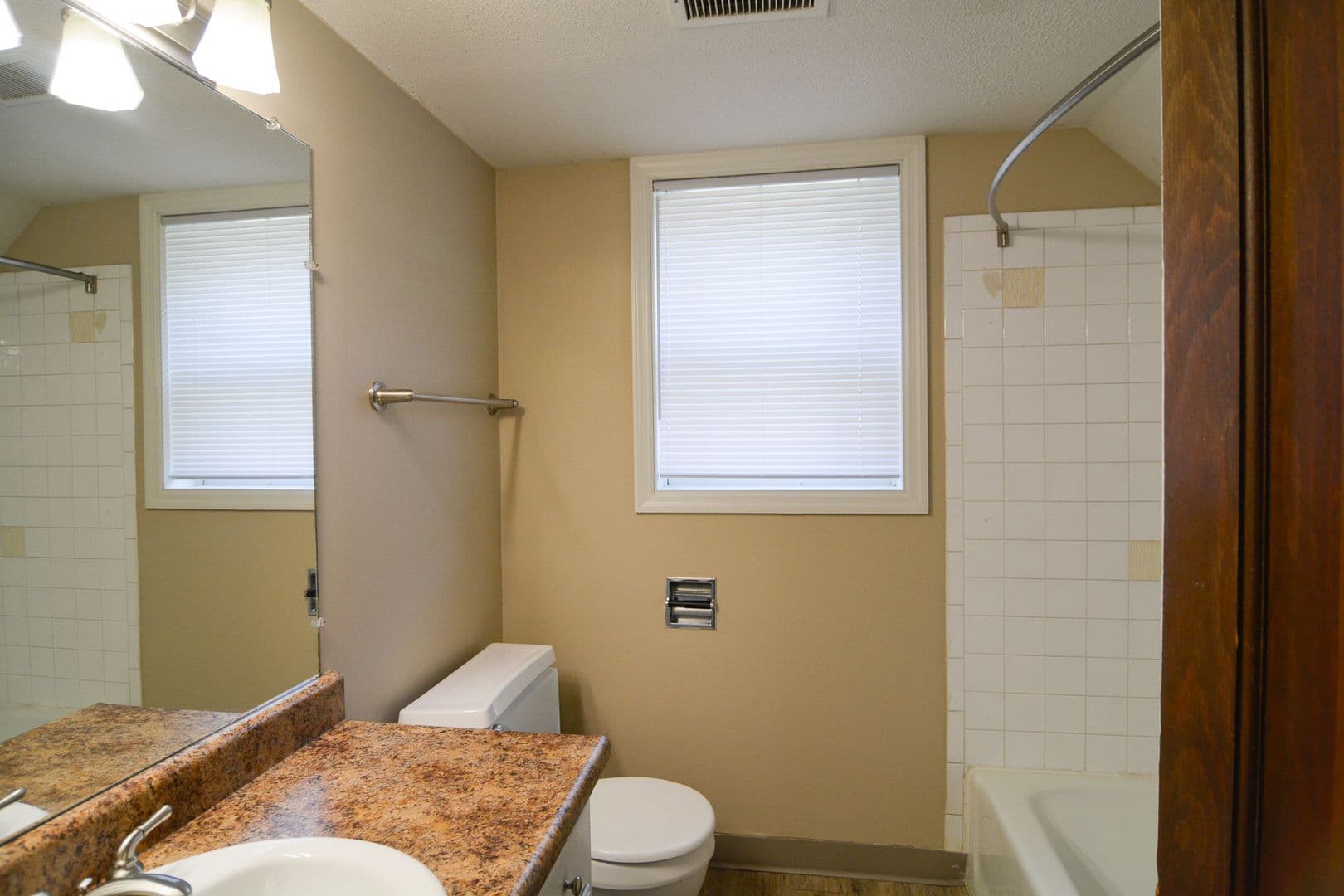 Omaha Apartment: 11766 Wakeley Plz