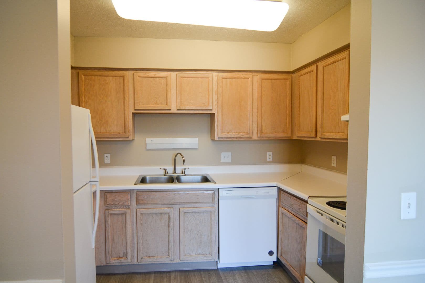 Omaha Apartment: 8500 Ohern