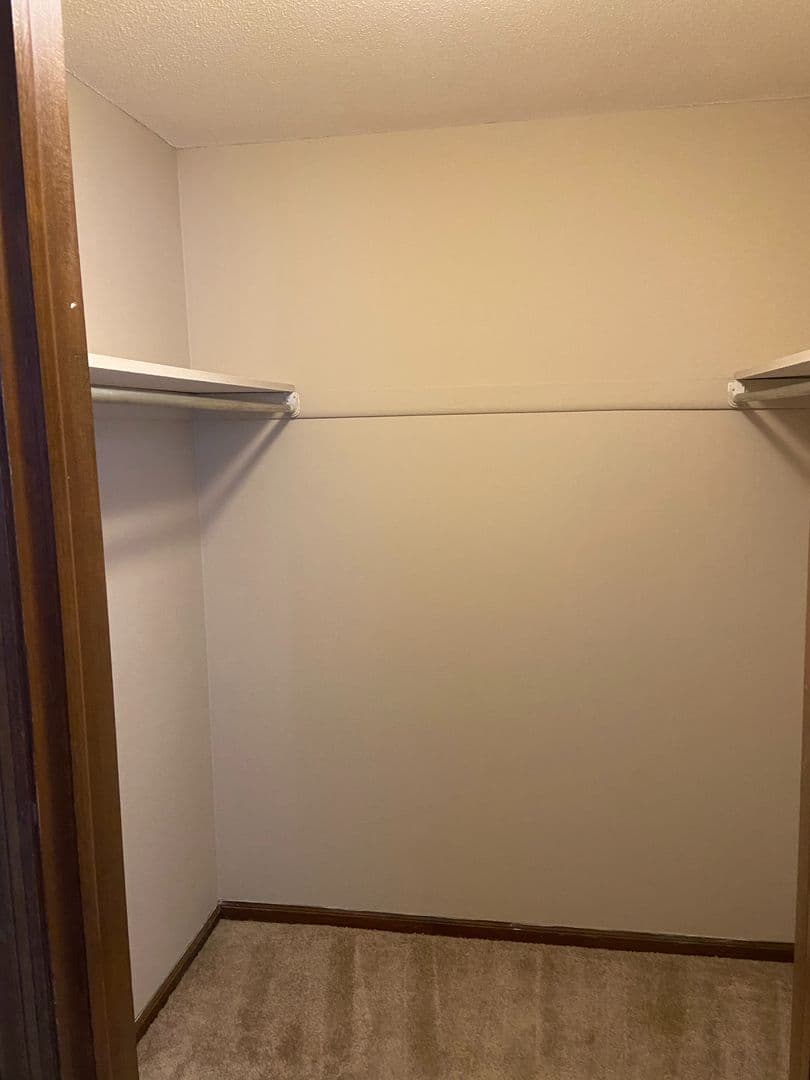Omaha Apartment: 11766 Wakeley Plz