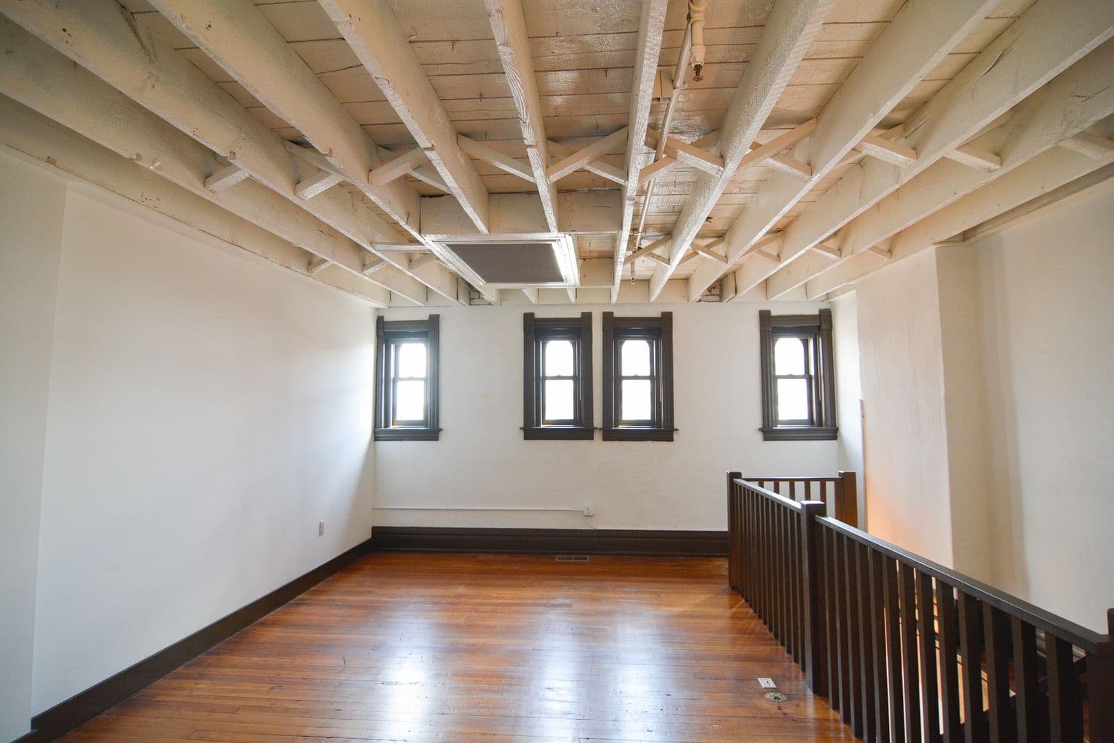 Omaha Apartment: 424 S. 12th Street