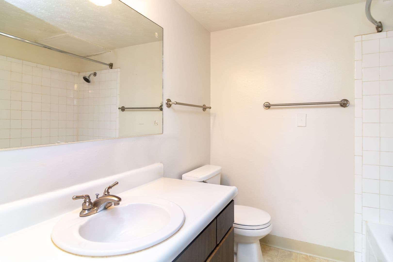 Council Bluffs Apartment: 800 N 34th Street #19