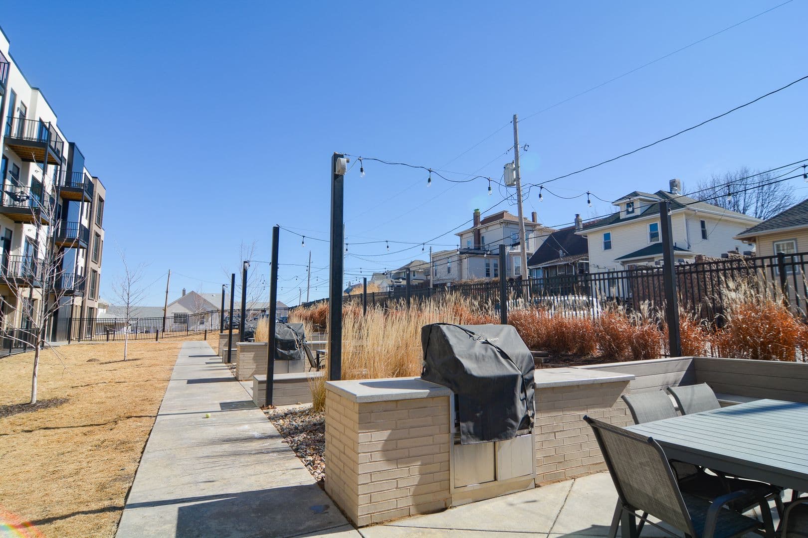 Omaha Apartment: 925 Pierce Street