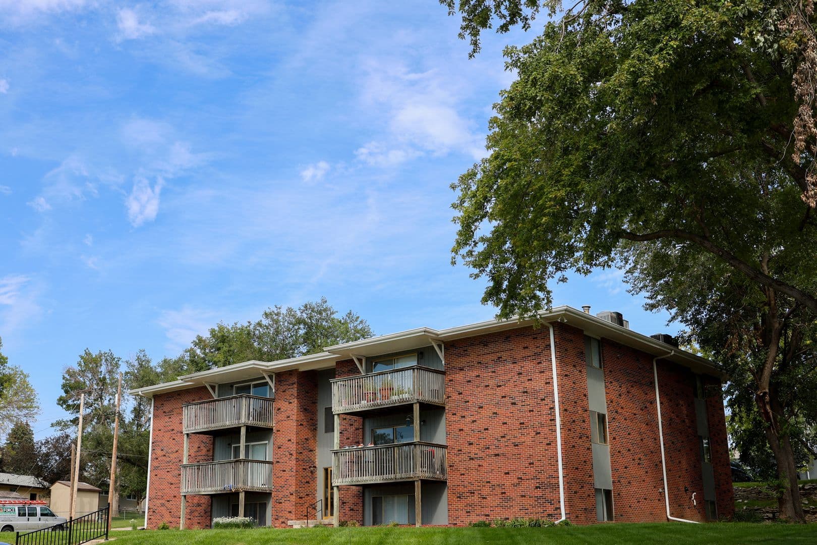 Bellevue Apartment: 1511 Thomas Drive