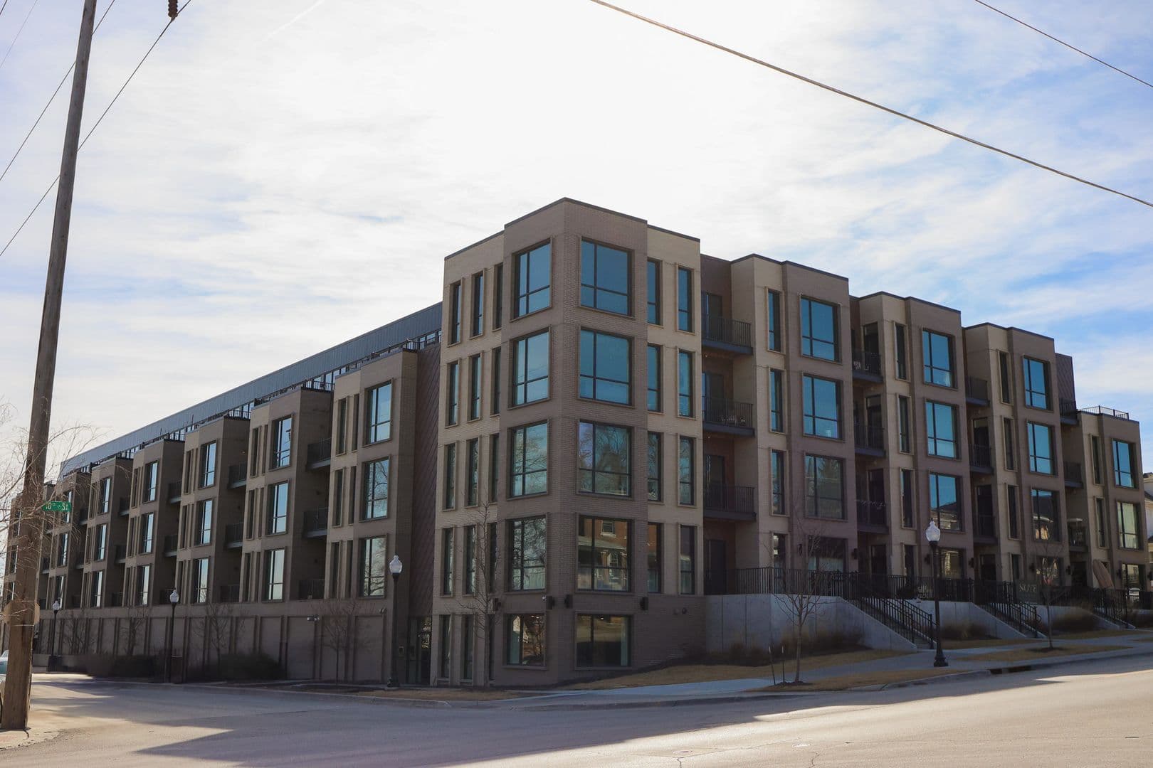 Omaha Apartment: 925 Pierce Street