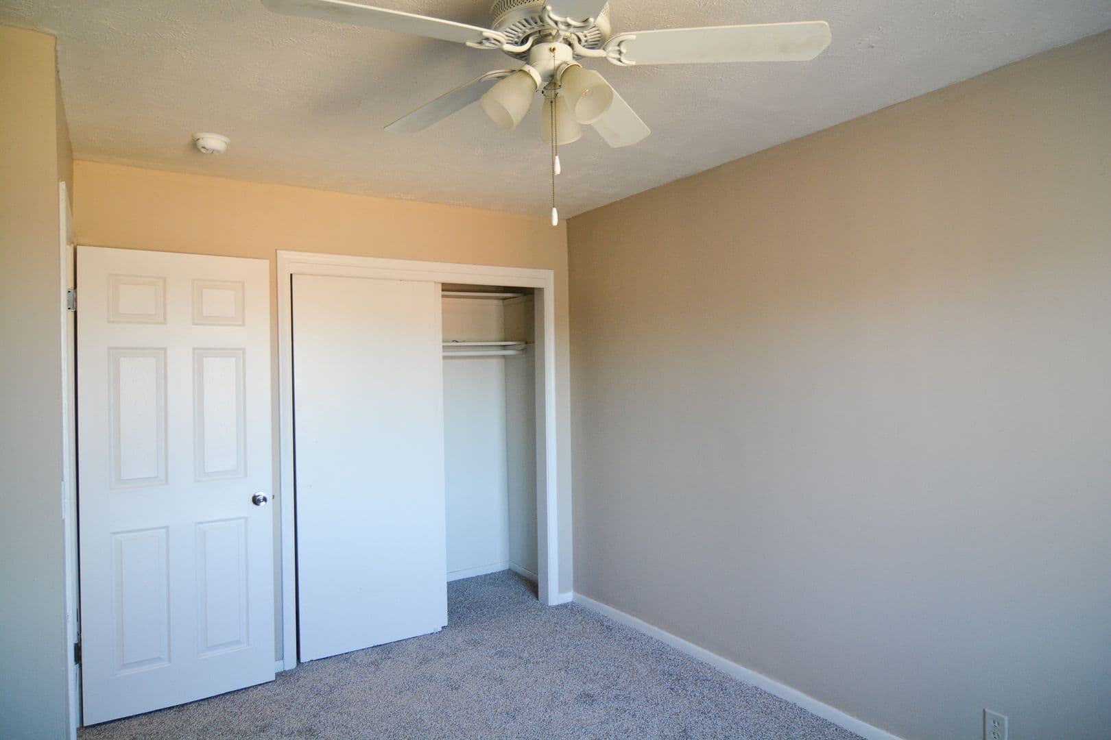 Omaha Apartment: 8500 Ohern