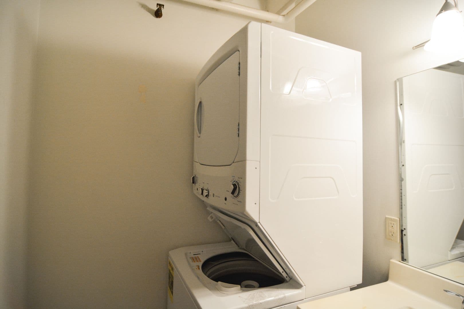 Omaha Apartment: 424 S. 12th Street
