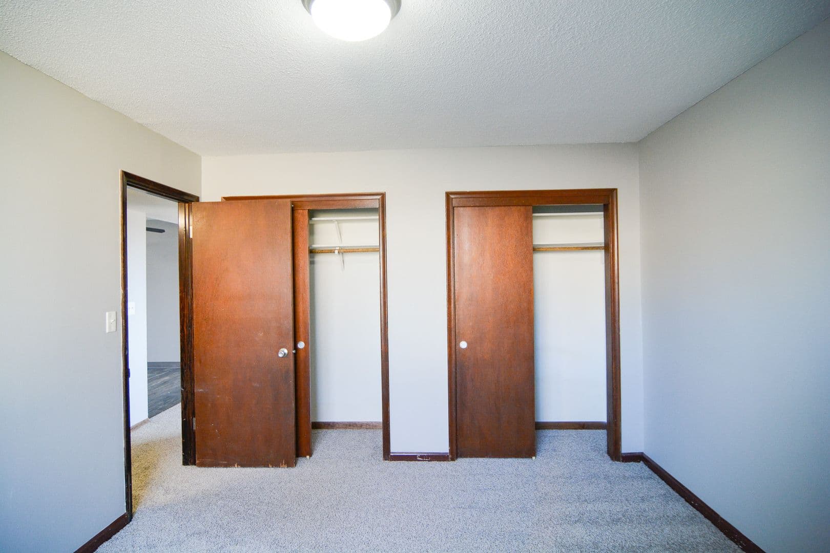 Bellevue Apartment: 1511 Thomas Drive