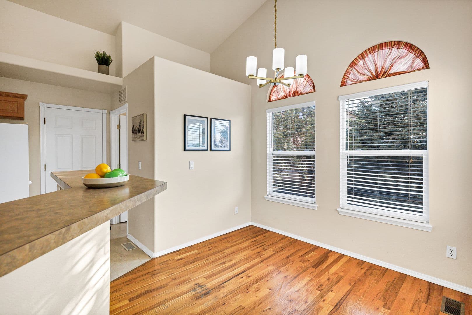 Colorado Springs House: 7113 Appletree Loop