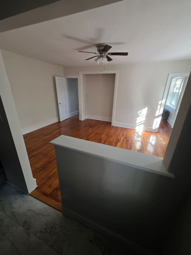 Jenkintown Apartment: 410 Linden Street