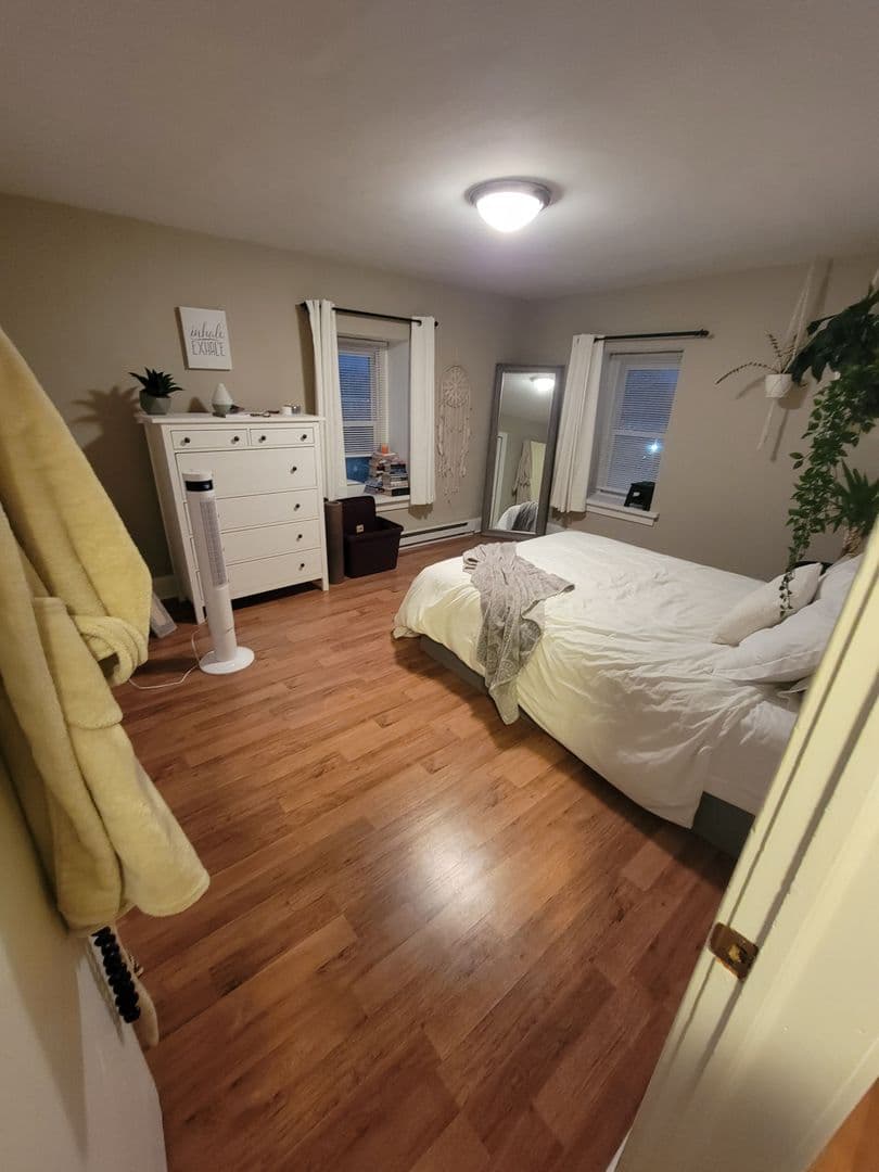 Rockledge Apartment: 5 Huntingdon Pike