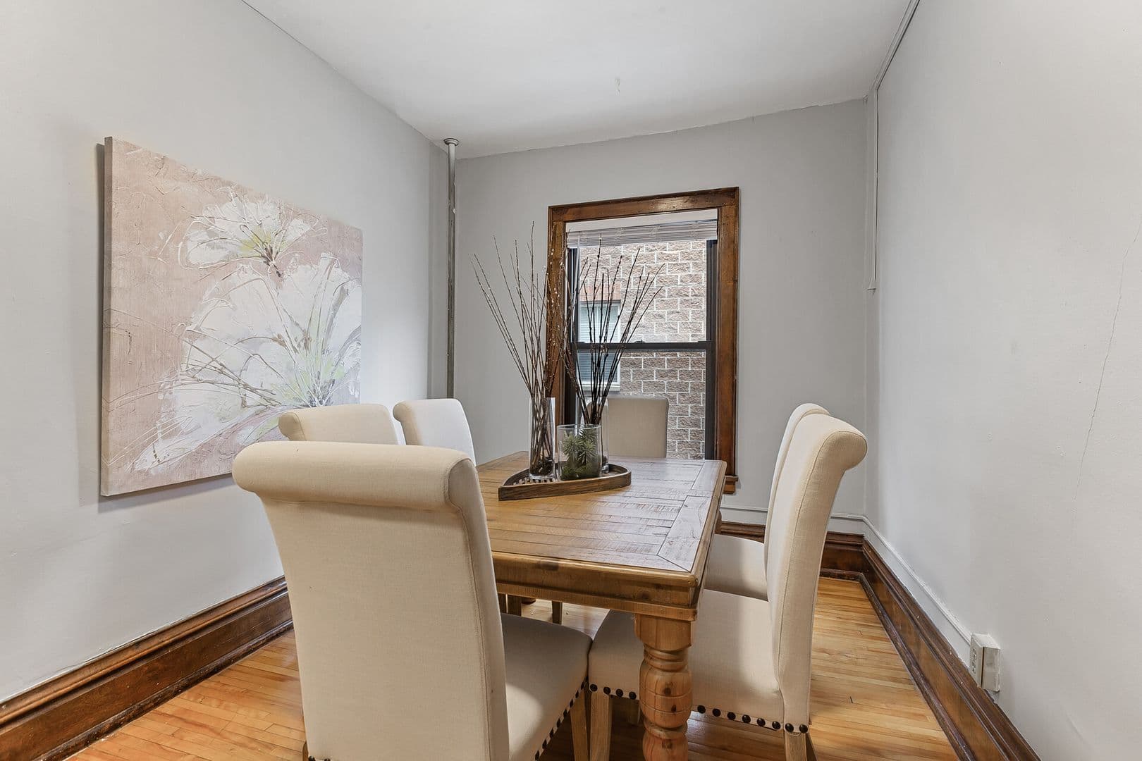 Minneapolis Apartment: 32 Spruce Pl