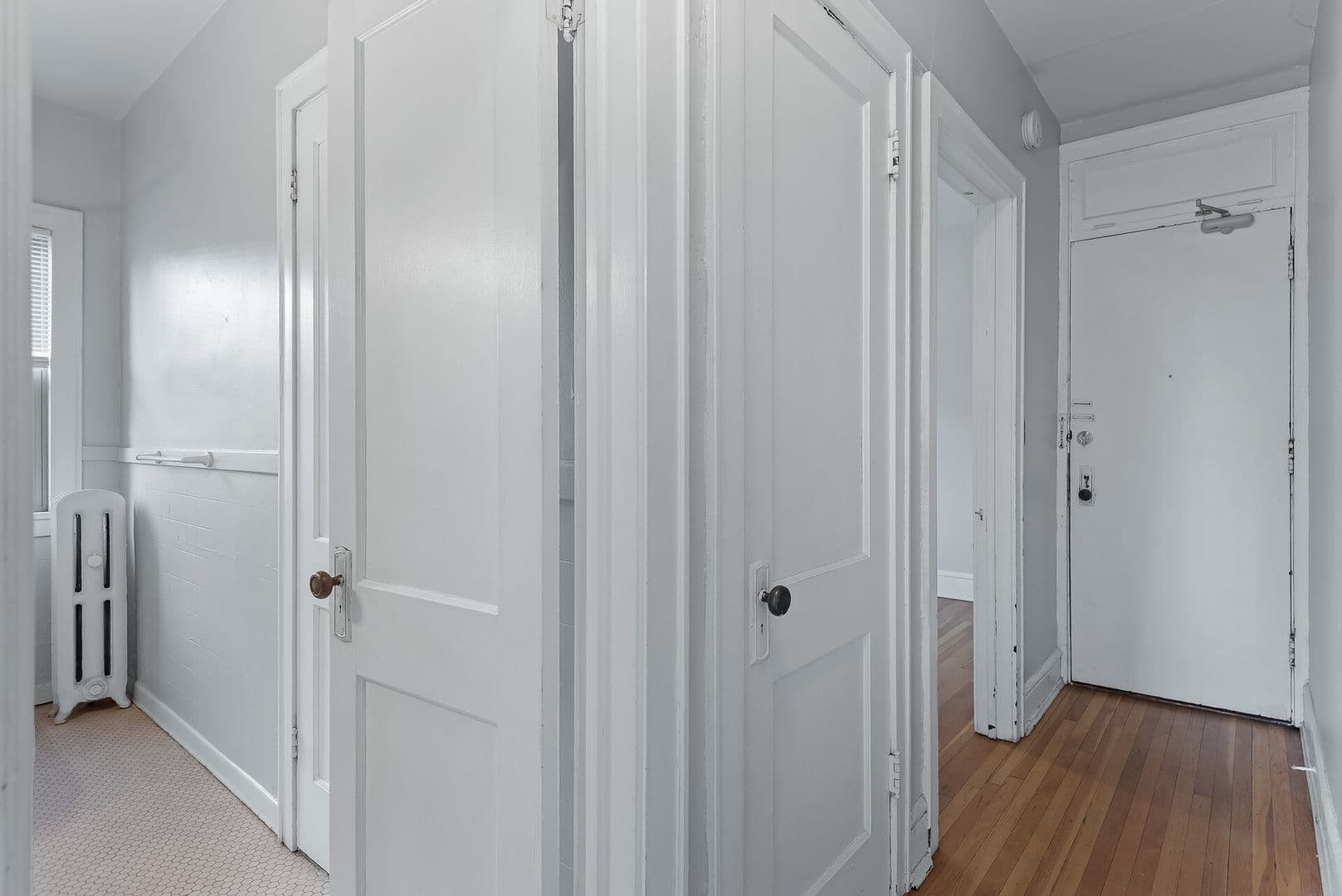 Minneapolis Apartment: 214 Oak Grove St