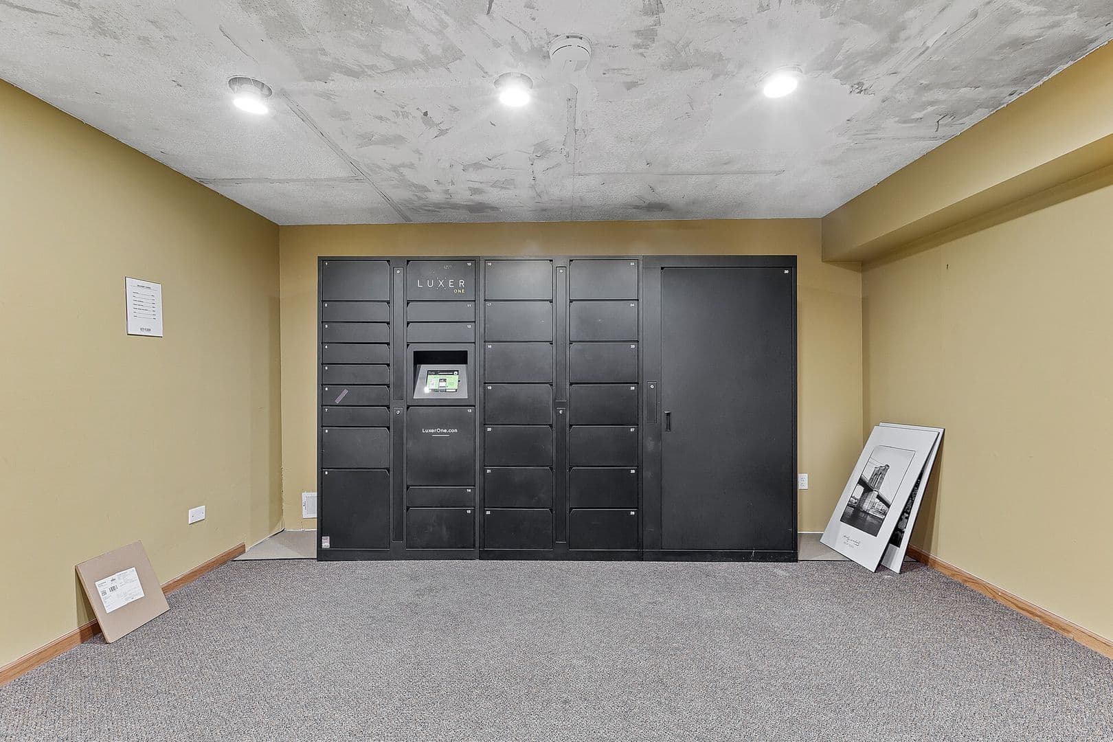 Minneapolis Apartment: 127 W Grant St