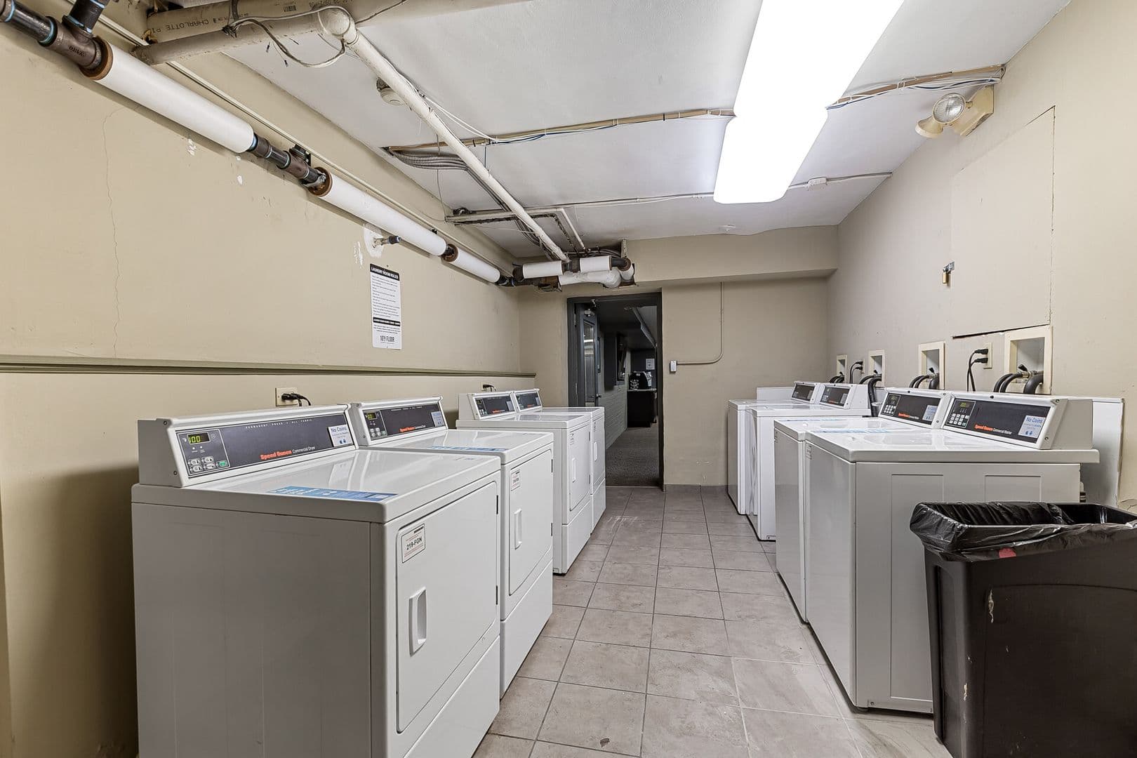 Minneapolis Apartment: 32 Spruce Pl