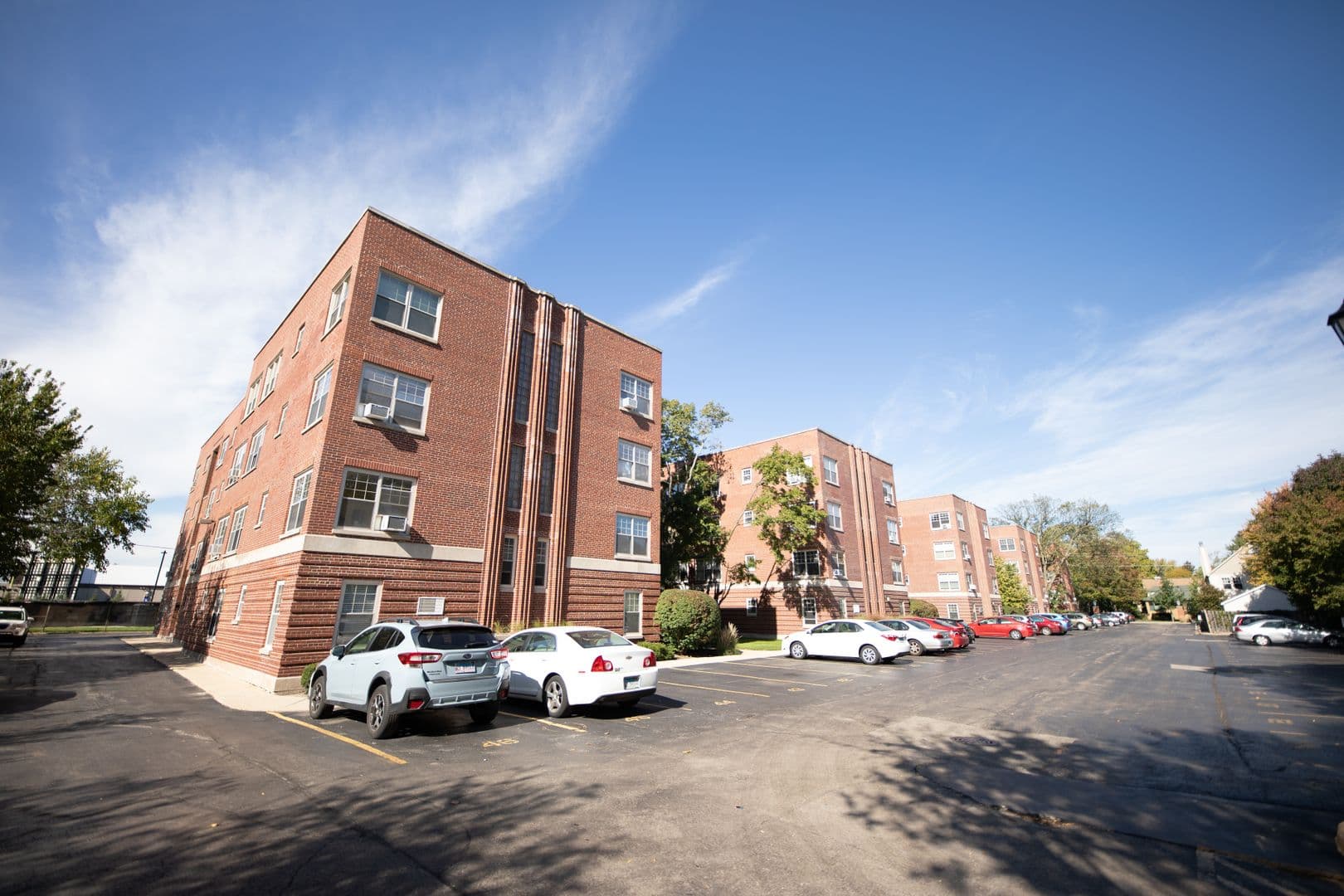 Evanston Apartment: 2730-2766 Hampton Parkway