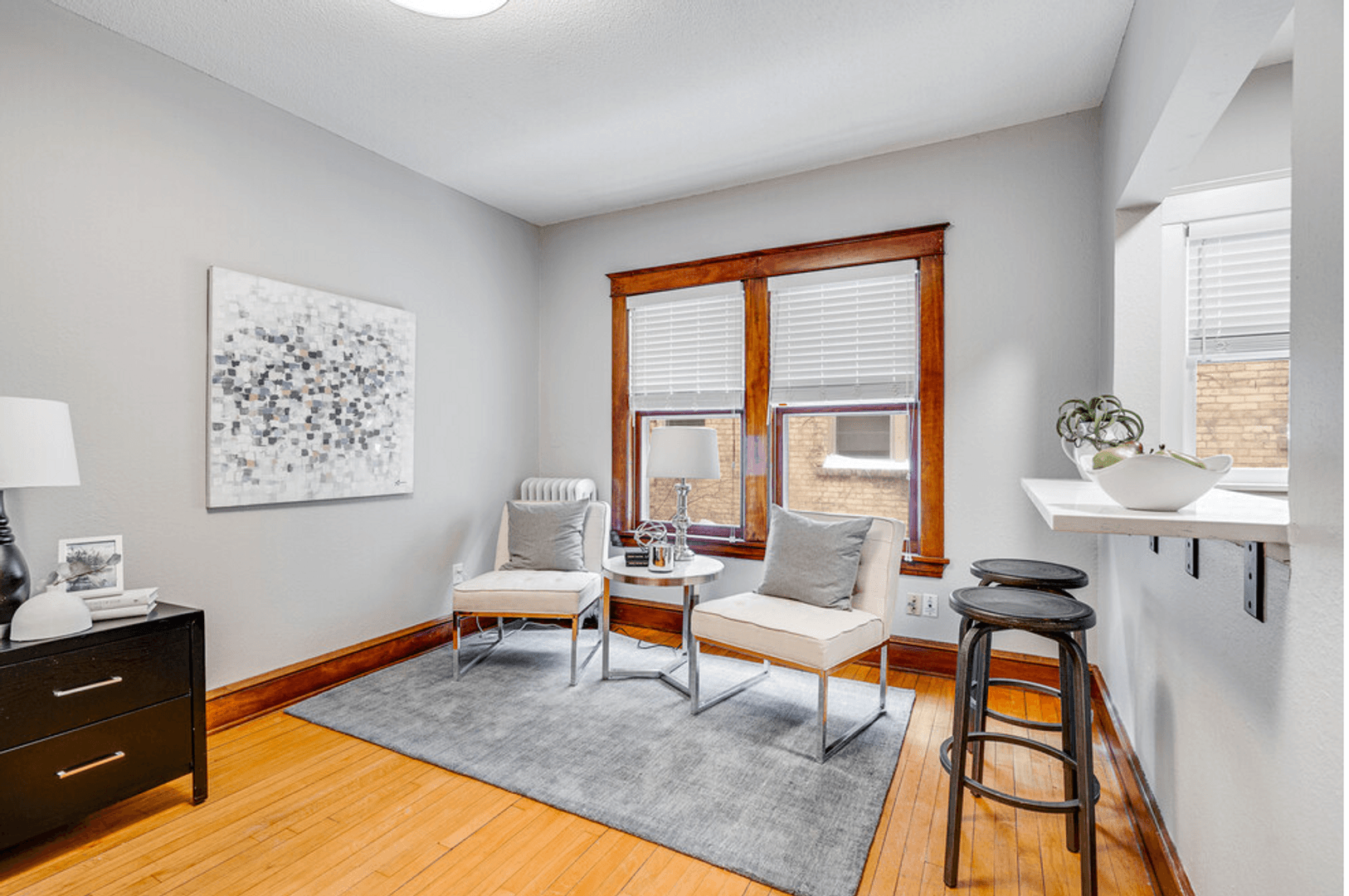 Minneapolis Apartment: 127 W Grant St