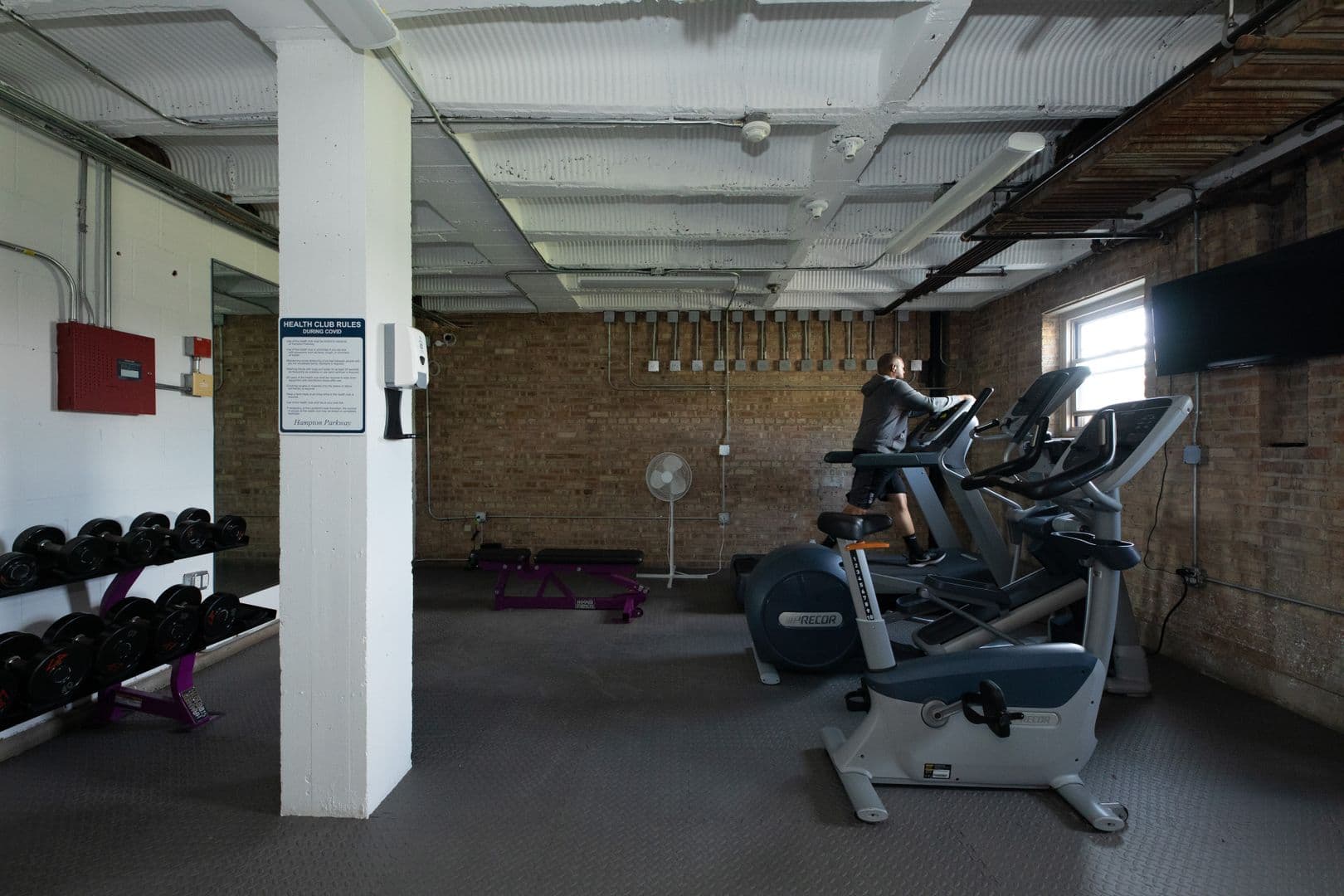Evanston Apartment: 2730-2766 Hampton Parkway