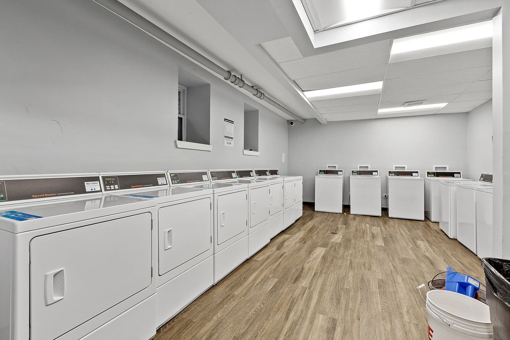 Minneapolis Apartment: 127 W Grant St