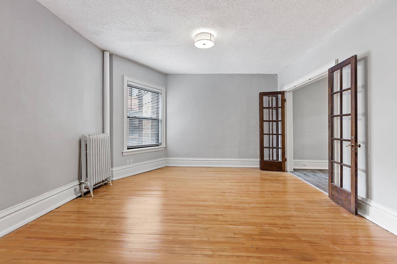 Minneapolis Apartment: 32 Spruce Pl