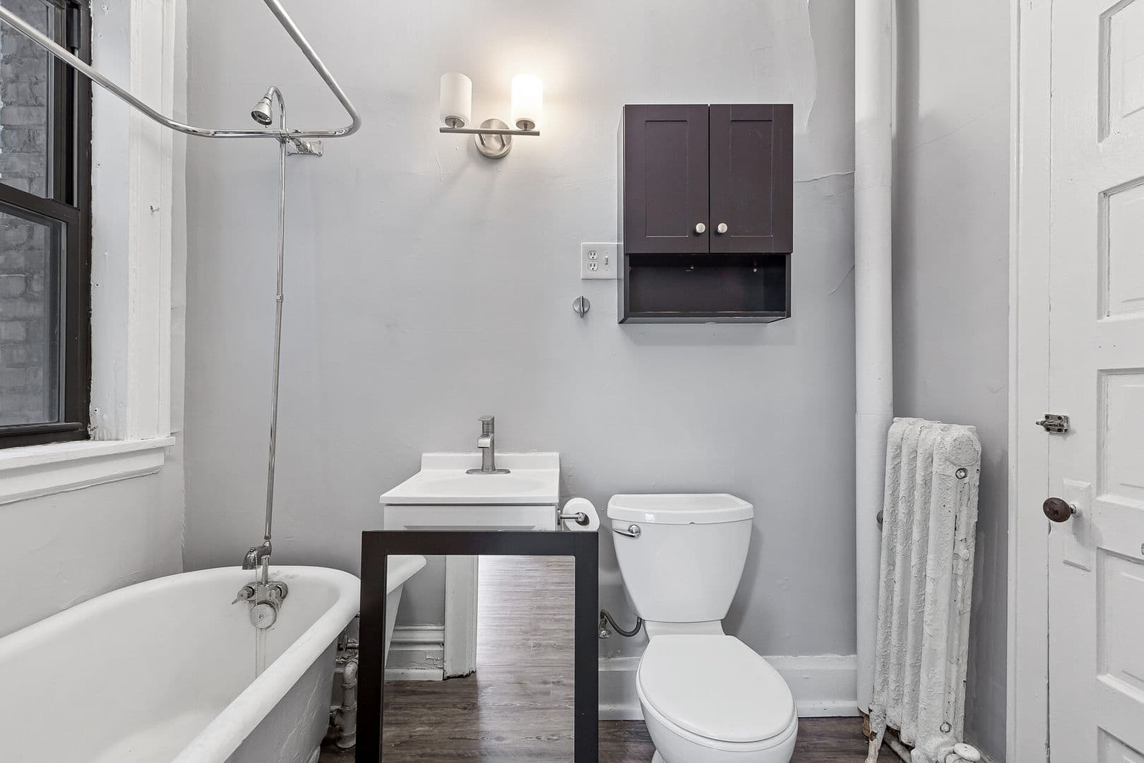 Minneapolis Apartment: 32 Spruce Pl