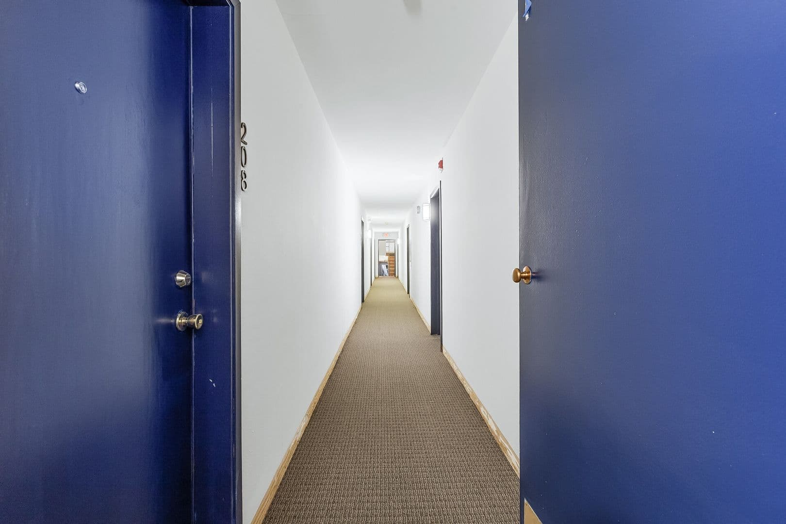 Minneapolis Apartment: 2400 Harriet Ave