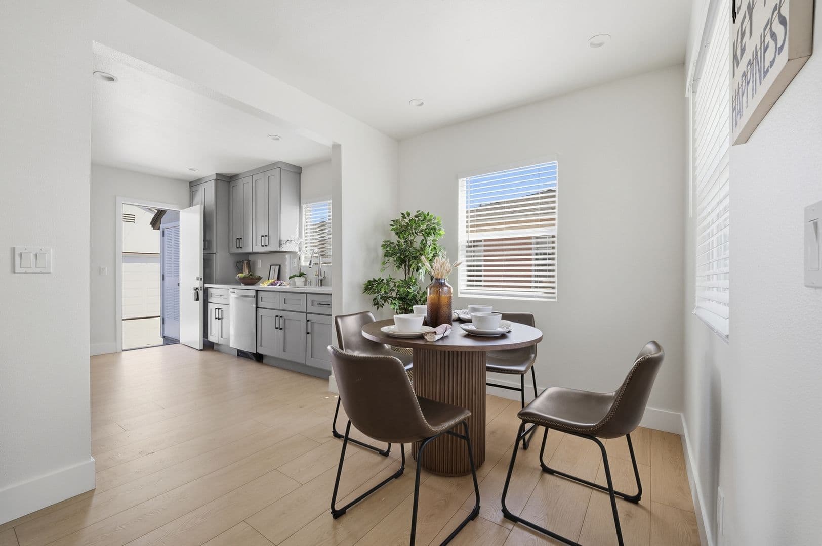 Long Beach House: 345 E Janice St.