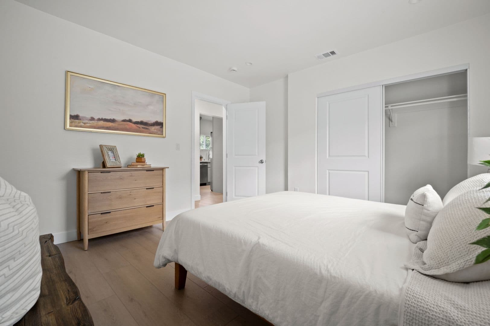 Fullerton House: 2620 W Olive Ave