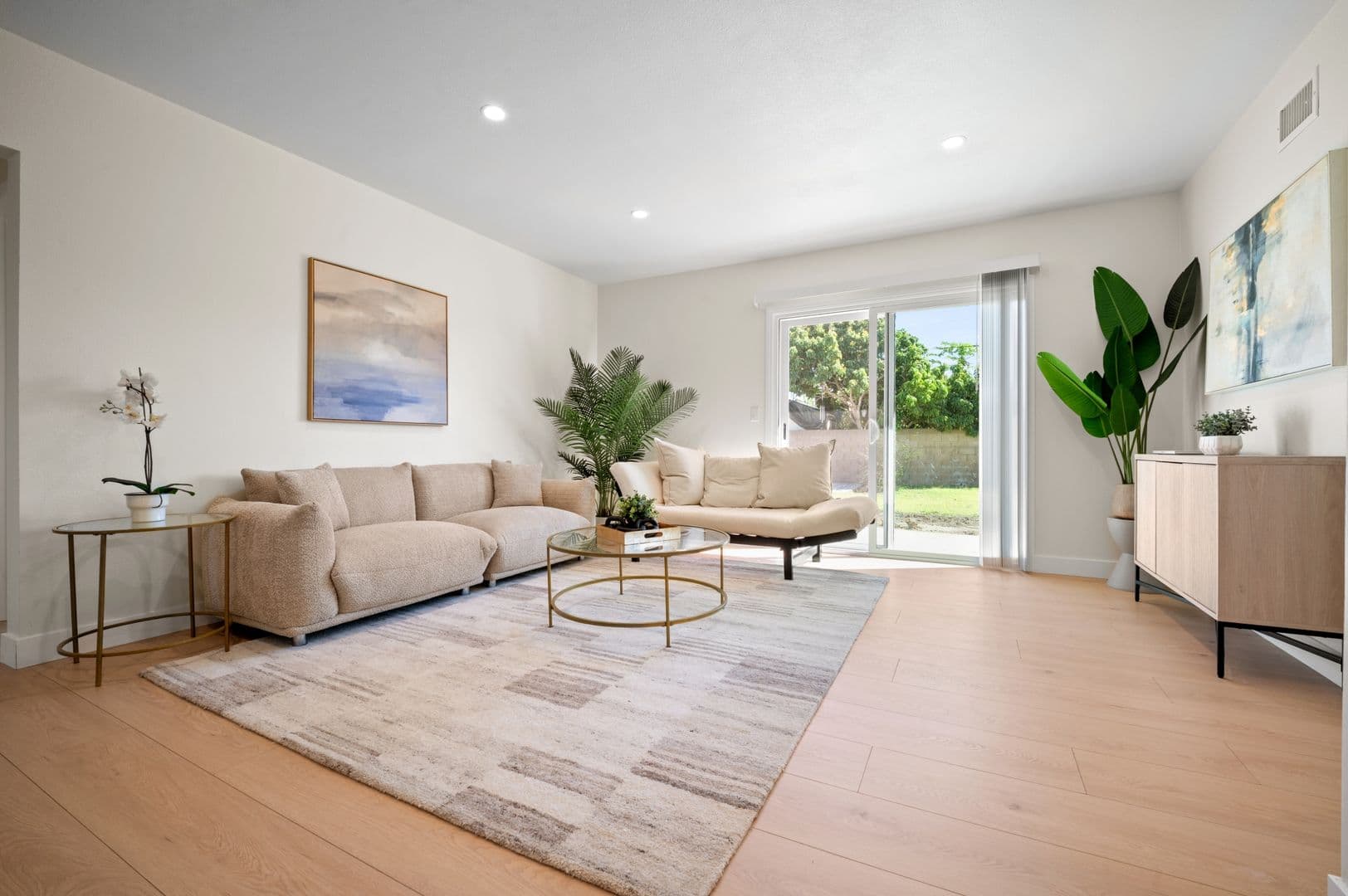 Garden Grove House: 13352 Kelly St.