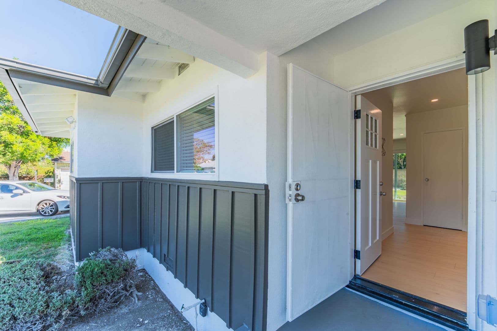 Garden Grove House: 13352 Kelly St.