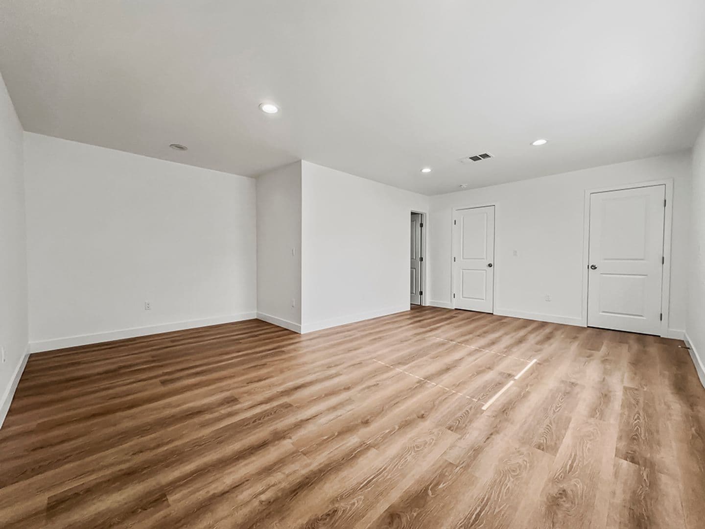 Garden Grove House: 12301 Flint Pl