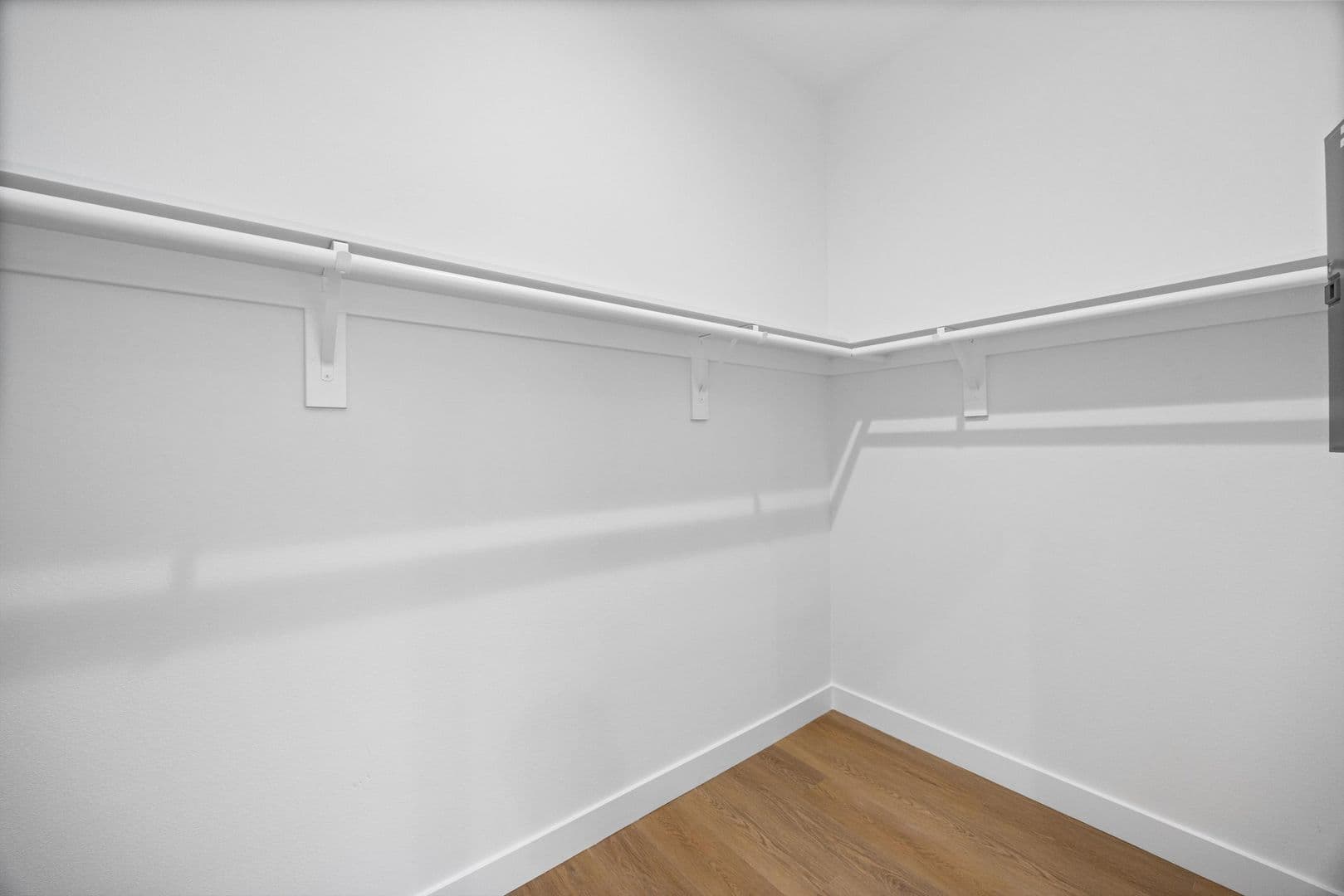 Whittier Apartment: 13857 Leffingwell Rd