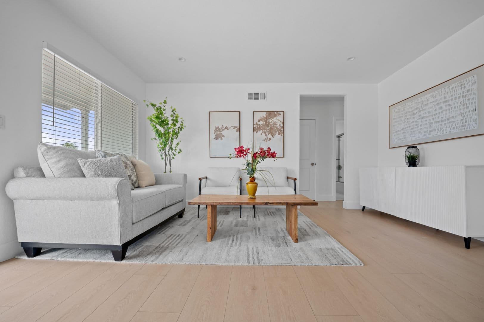 Garden Grove House: 13232 Newell St