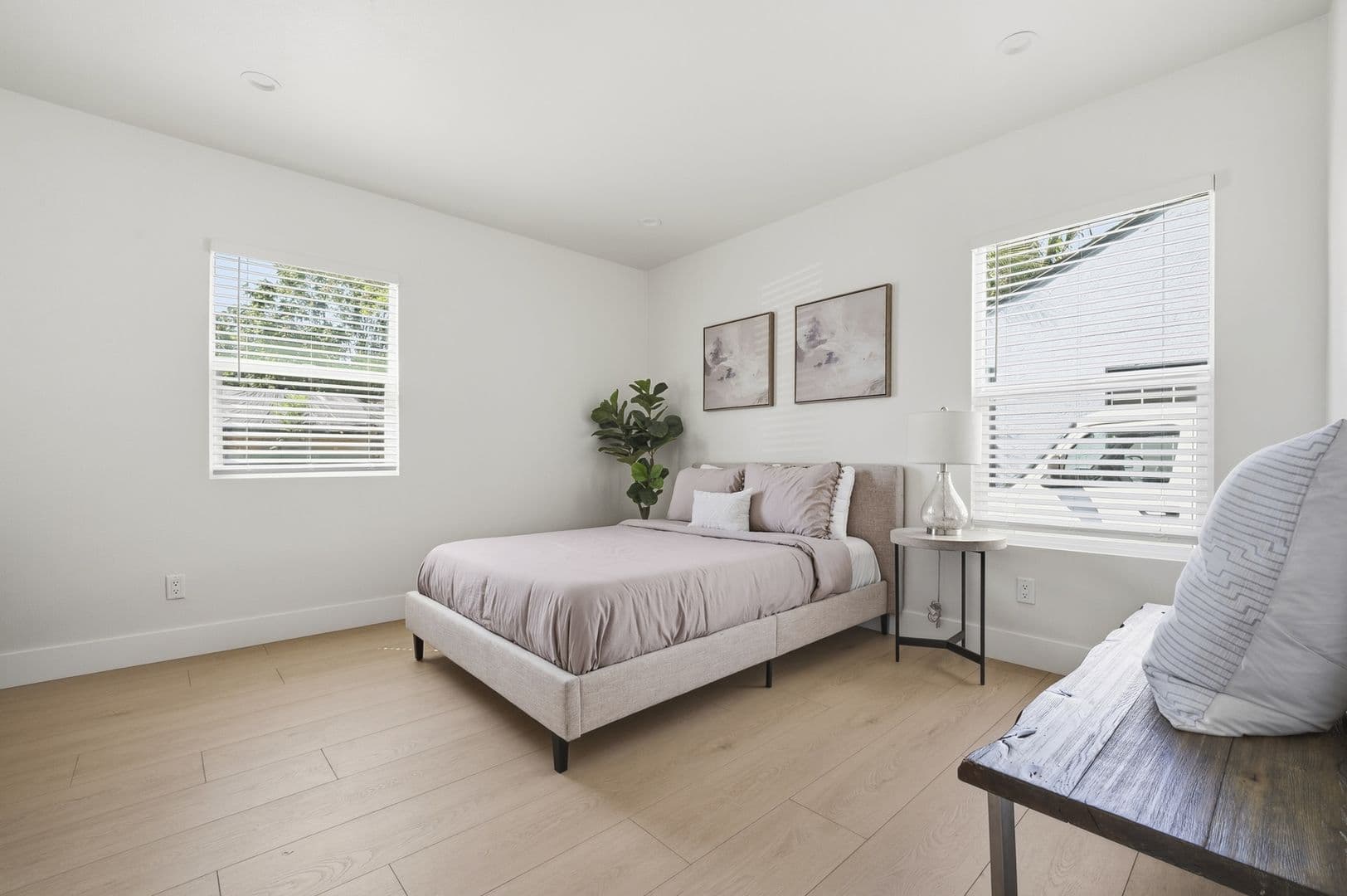 Long Beach House: 345 E Janice St.