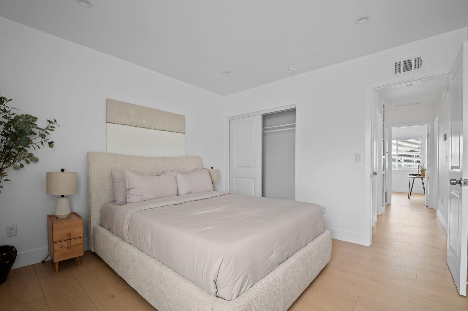 Garden Grove House: 13232 Newell St