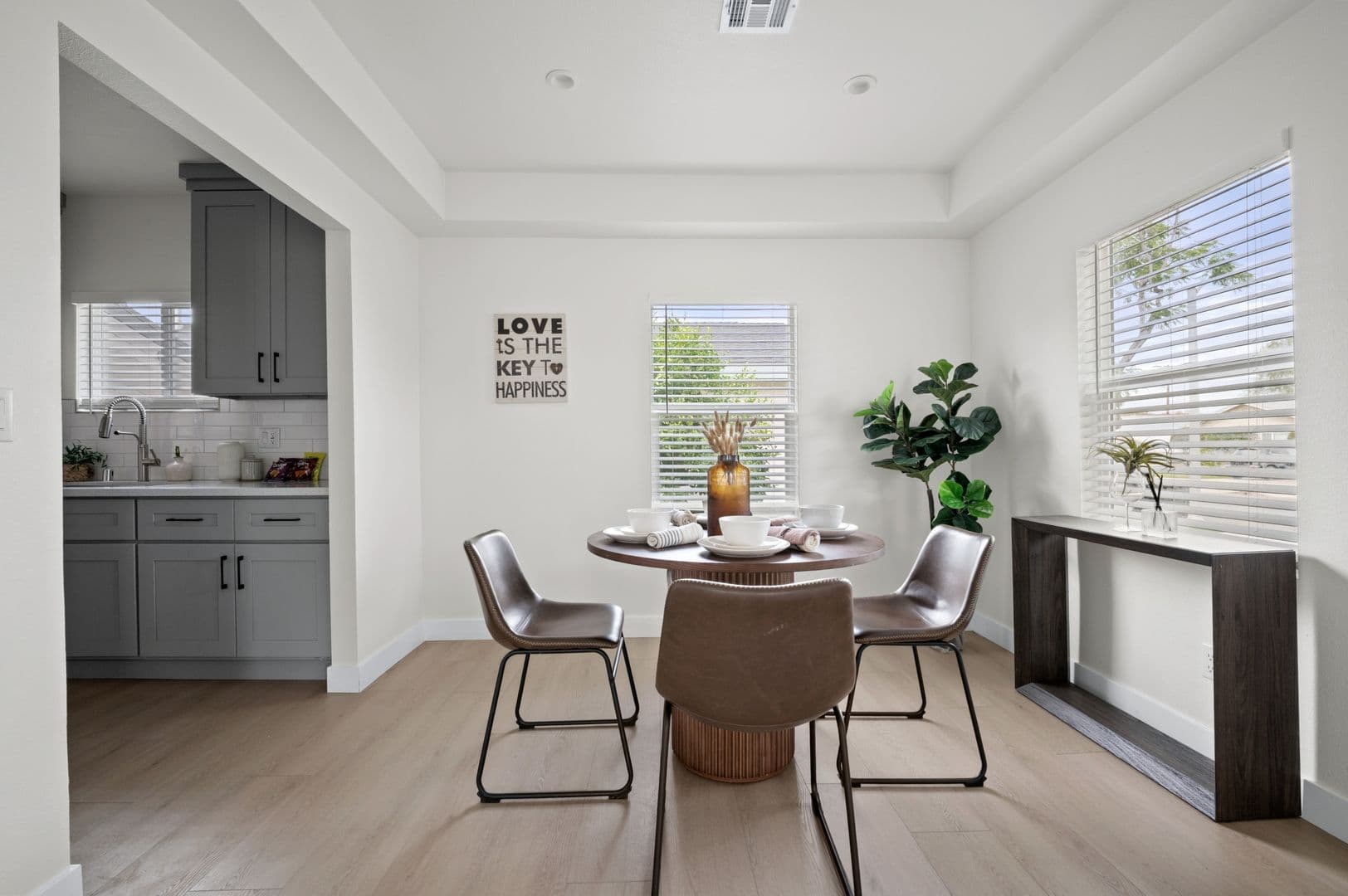 Fullerton House: 2620 W Olive Ave