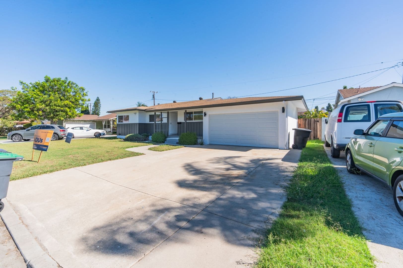 Garden Grove House: 13352 Kelly St.