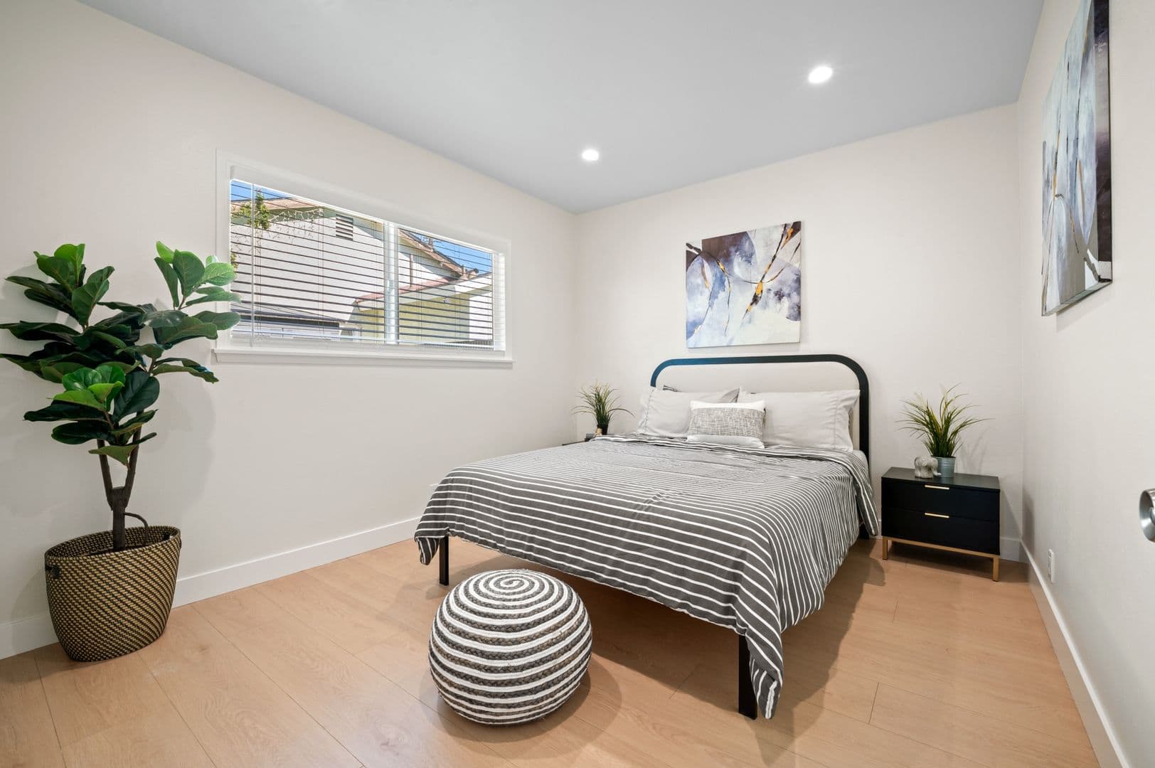 Garden Grove House: 13352 Kelly St.