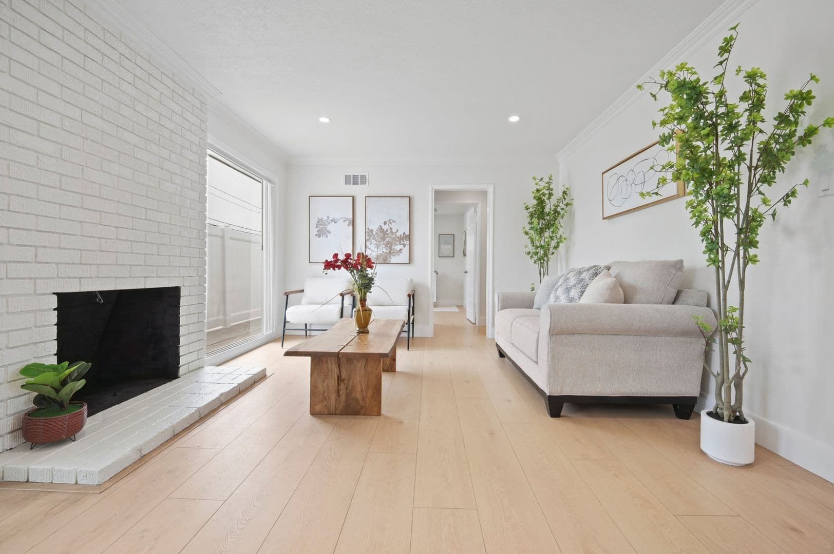 Garden Grove House: 11502 Mac St
