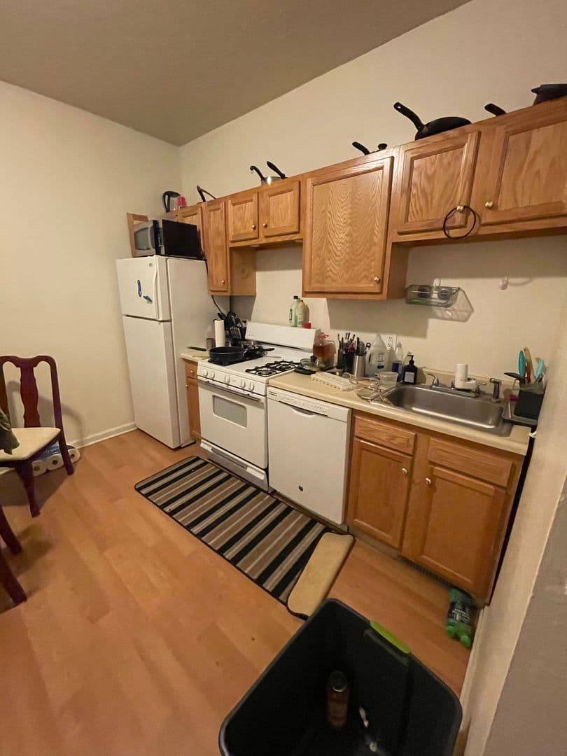 Pittsburgh Apartment: 3505 Boulevard of the Allies