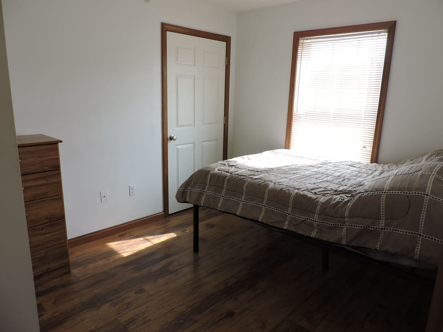 California Townhome: 72 Second Street