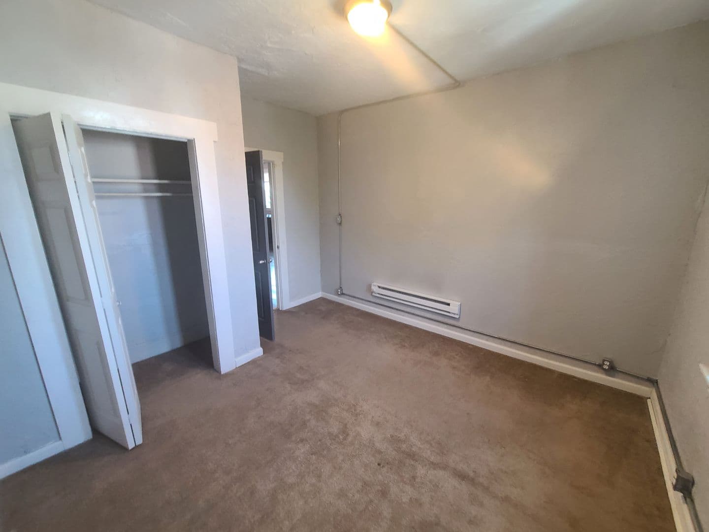 Pittsburgh Apartment: 225 South Millvale Avenue