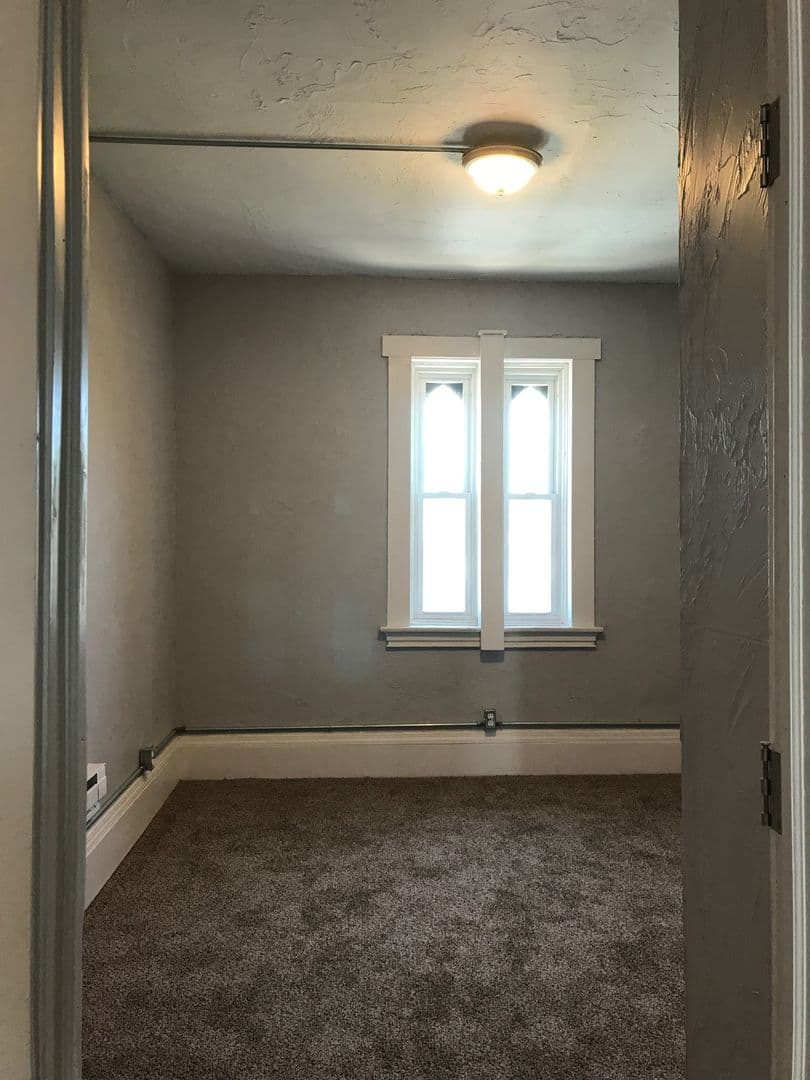 Pittsburgh Apartment: 225 South Millvale Avenue